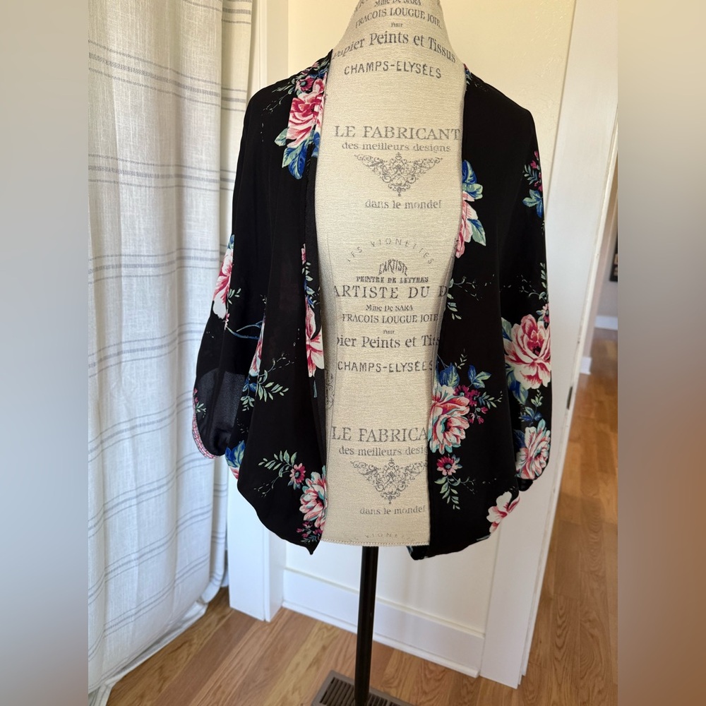 Meraki Floral Print Kimono‎